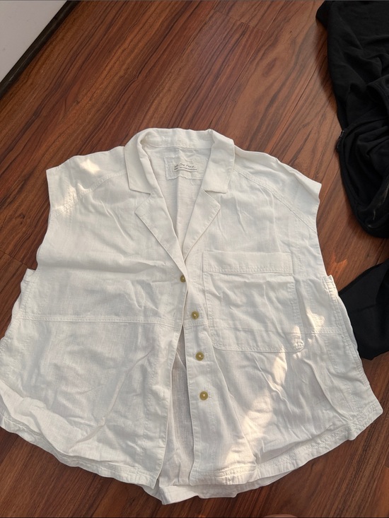 Free People Tops - Free People Button-Front Sleeveless Shirt